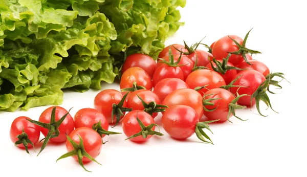 Mały pomidor na białym tle — Zdjęcie stockowe