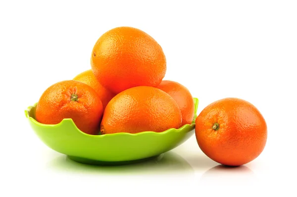 Naranja sobre fondo blanco — Foto de Stock