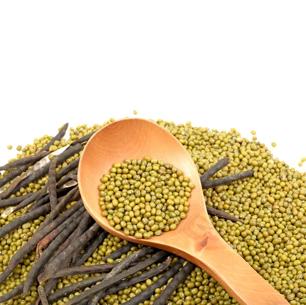 Mung beans on white background — Stock Photo, Image