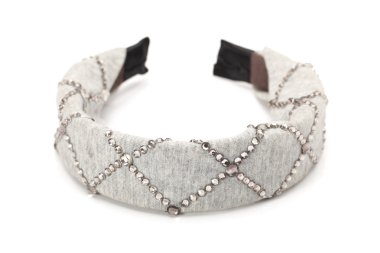 Beyaz arka plan üzerinde izole saç baş bandı