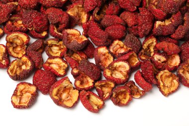 Beyaz arka plan üzerinde izole Çin alıç meyve Kuru