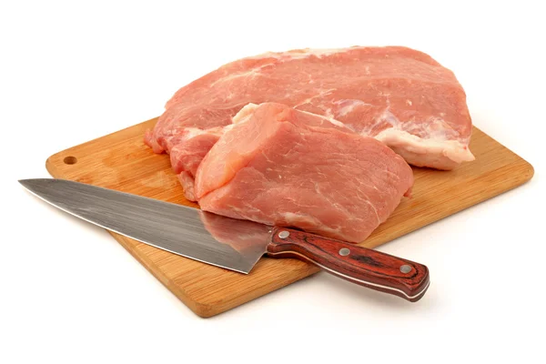 Beyaz arkaplanda çiğ domuz eti izole edilmiş. — Stok fotoğraf