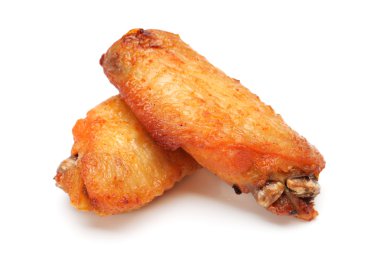 Beyaz arka planda kızarmış tavuk