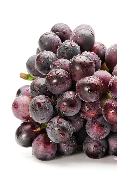 Uvas sobre fondo blanco — Foto de Stock