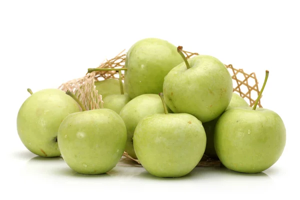 Groene appel geïsoleerd op een witte achtergrond knipsel — Stockfoto