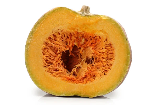 Zucca arancione su sfondo bianco — Foto Stock