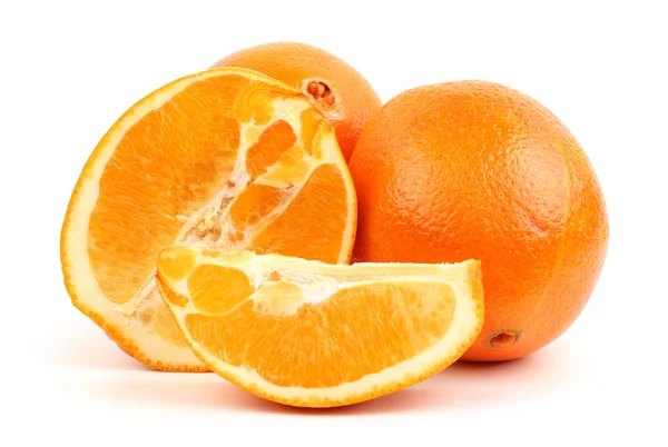 Naranja sobre fondo blanco — Foto de Stock