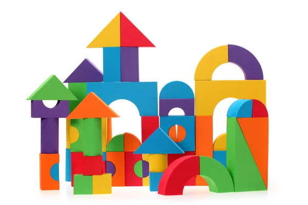 Leksak slottet från färgblock isolerad på en vit bakgrund — Stockfoto