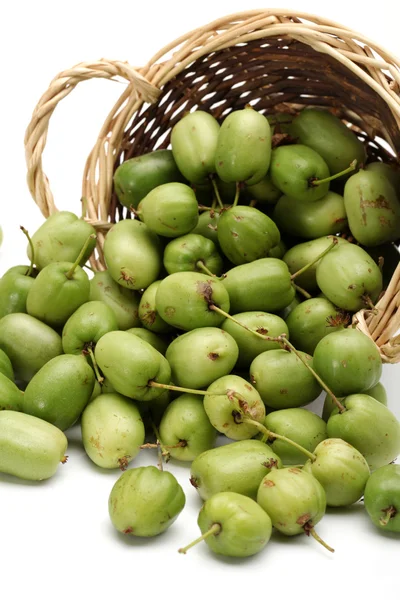 Mini kiwi baby fruit (actinidia arguta) — Stockfoto