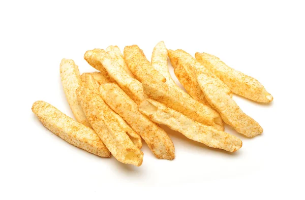 Uma pilha de batatas fritas em um fundo branco — Fotografia de Stock