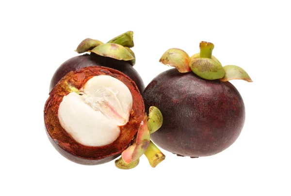 Beyaz arka planda mangosteen — Stok fotoğraf