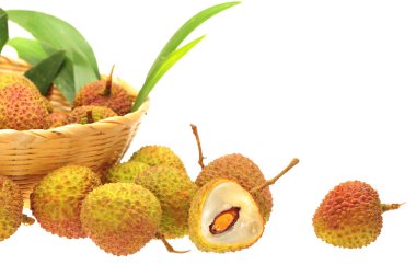 Litchi beyaz arkaplanda izole edildi