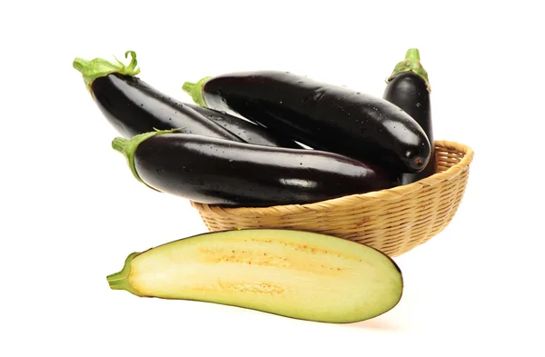 Aubergine isoliert auf weißem Hintergrund — Stockfoto