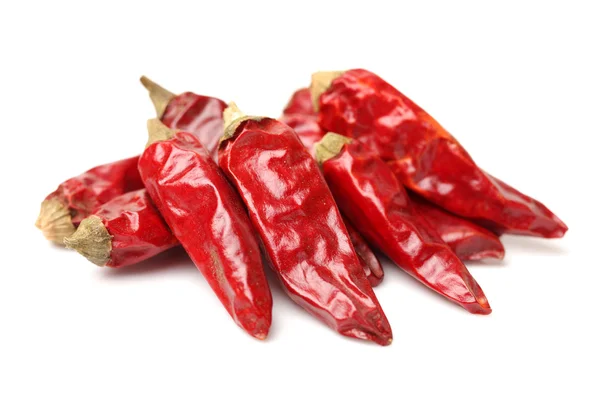 Isolamento peperoncino rosso caldo su bianco — Foto Stock