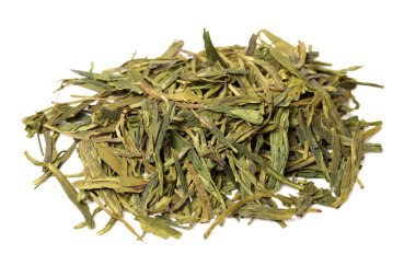 çay yığın beyaz zemin üzerine bırakır.