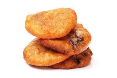 Beyaz arka planda pirinç krakeri