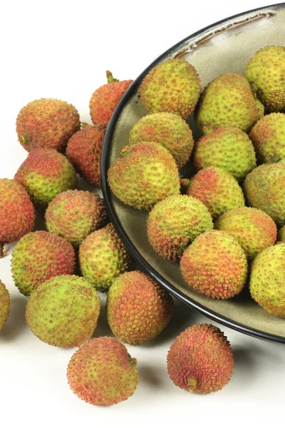 Litchi isolerad på vit bakgrund — Stockfoto