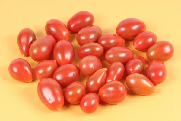 Червоні помідори — стокове фото