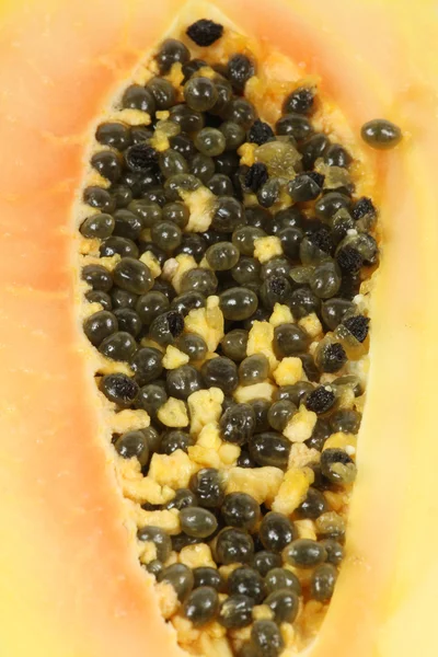 Yarısı da dilimlenmiş papaya meyve — Stok fotoğraf