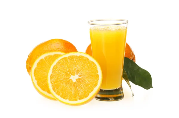 Orange juice in glass and orange — Stock Photo, Image