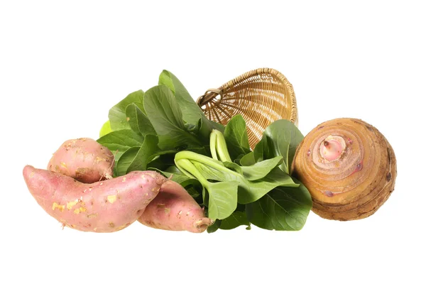 Taro, kål och sötpotatis — Stockfoto