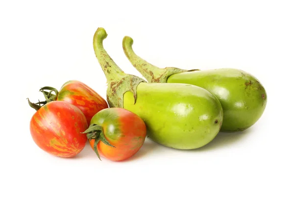 Auberginen und Tomaten — Stockfoto