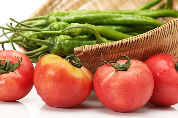 Acı biber ve domates — Stok fotoğraf