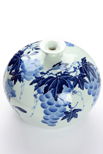 Vases chinois en céramique peints dans des couleurs vives — Photo