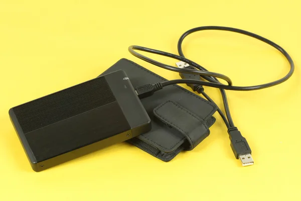 Desktop-externe Festplatte mit USB-Kabel — Stockfoto