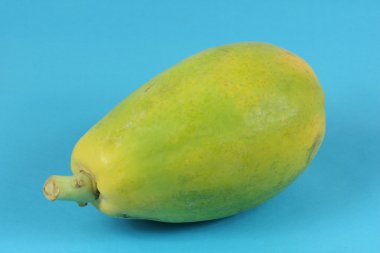 Tek papaya meyve