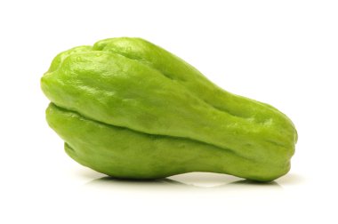 Chayote beyaz zemin üzerine