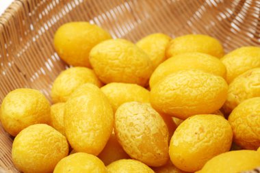 Zeytin sepeti üzerine