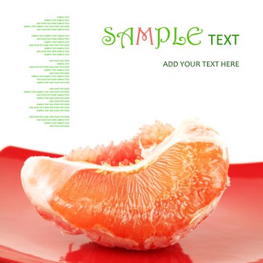 soyulmuş pomelo parçaları