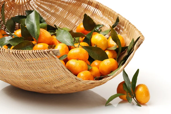 Tangerines in  basket — Stock Photo, Image