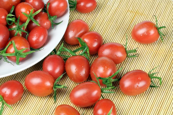 Small red tomatoes — Stock Photo, Image