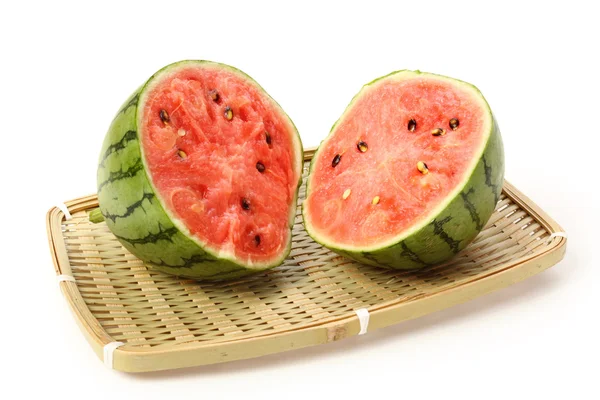 Vattenmelon på bricka — Stockfoto