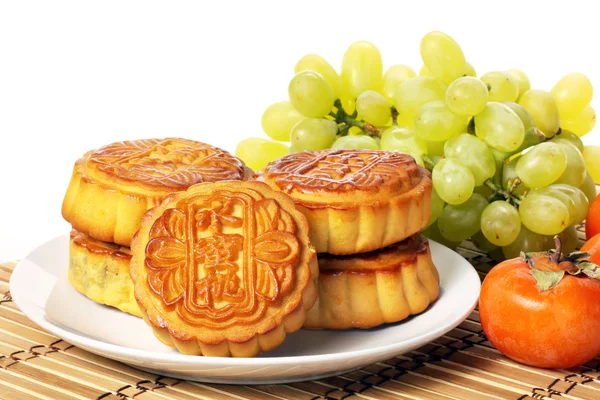 Mooncakes meyve ile — Stok fotoğraf