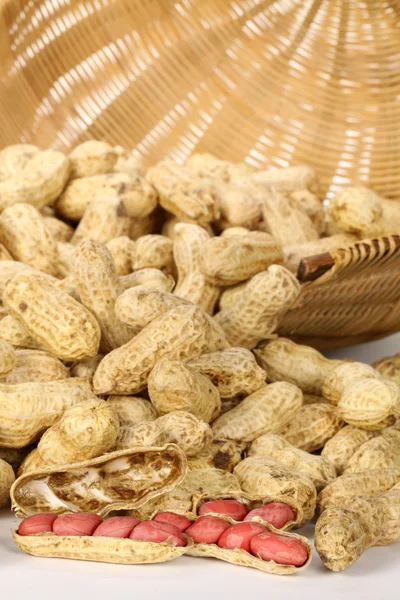 Basket of Peanuts — Stock Photo, Image