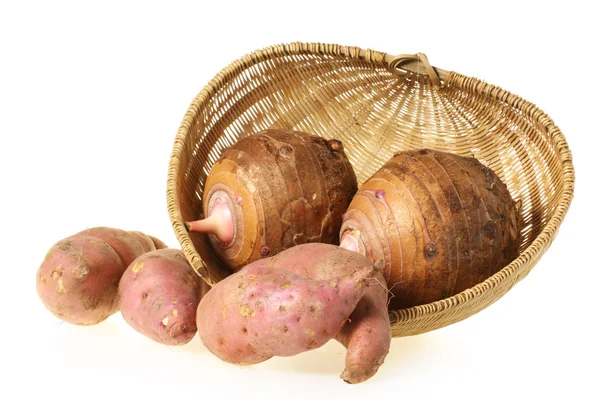 Cesto di tuberi — Foto Stock