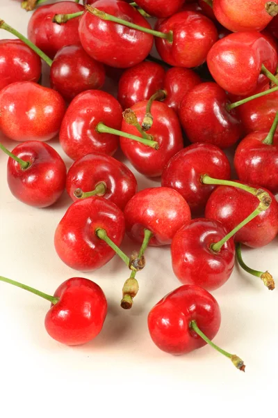 Cerezas rojas — Foto de Stock