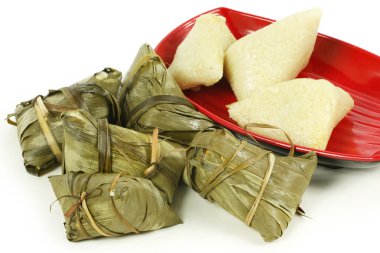 Kırmızı kase böreği