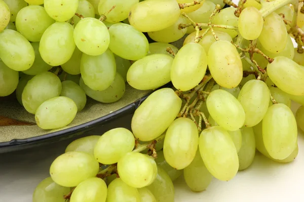 Uvas verdes jugosas — Foto de Stock