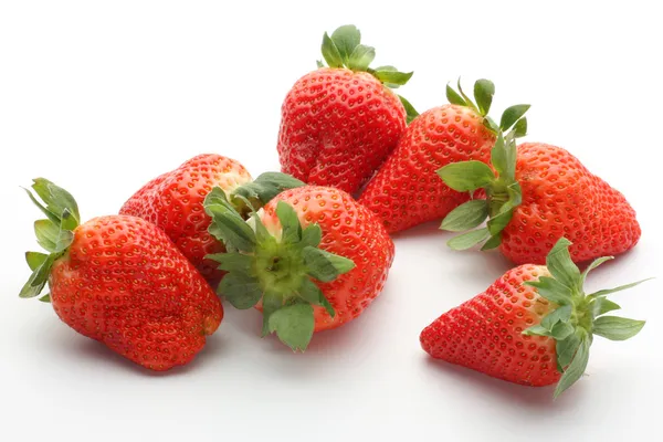 Eine Handvoll Erdbeeren — Stockfoto