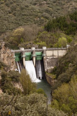 montearenas Barajı ponferrada, el bierzo, İspanya.