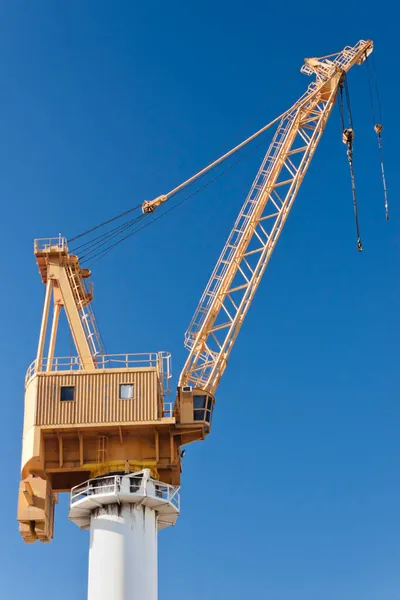 Yellow Shipyard Crane Blue Sky Background — Stock Photo, Image
