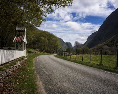 giden yolun oersdalen daha