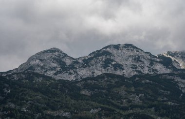 Karadağ 'ın Durmitor Ulusal Parkı' nın resimli yaz manzarası