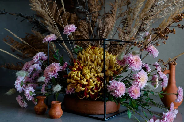 Decoração Outono Com Flores Plantas Secas — Fotografia de Stock