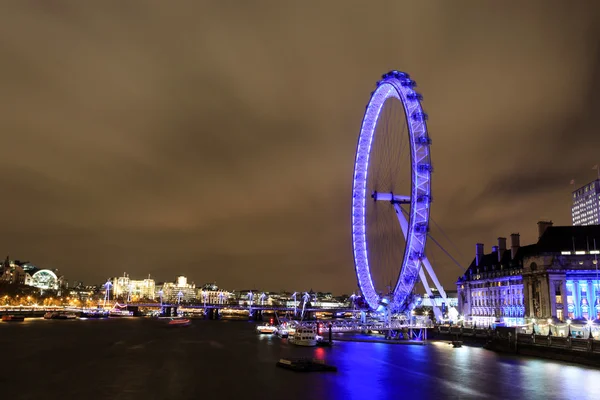 Spinnendes Londonauge — Stockfoto