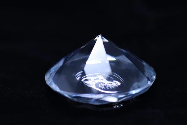 Isolated Clear crystal — Stock Photo, Image